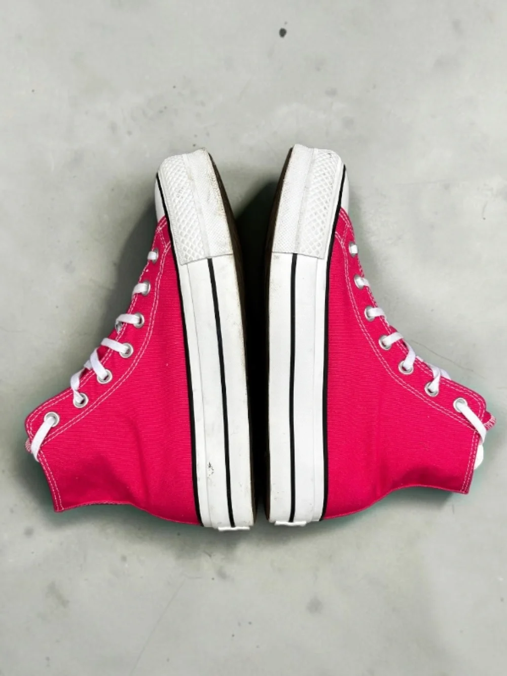 Converse Chuck Taylor All Star Lift Platform High Cerise Pink Women’s 8.5